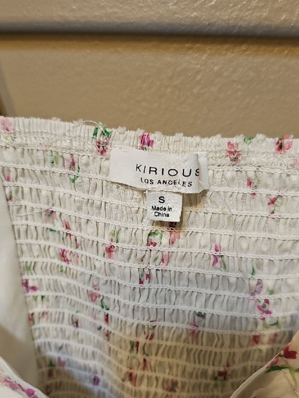 Cream Floral Tie-Front Crop Camisole - Picture 3 of 4